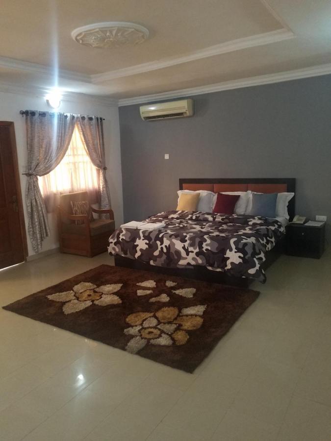 Joanne'S Court Hotell Lagos Eksteriør bilde