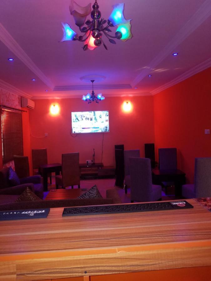Joanne'S Court Hotell Lagos Eksteriør bilde